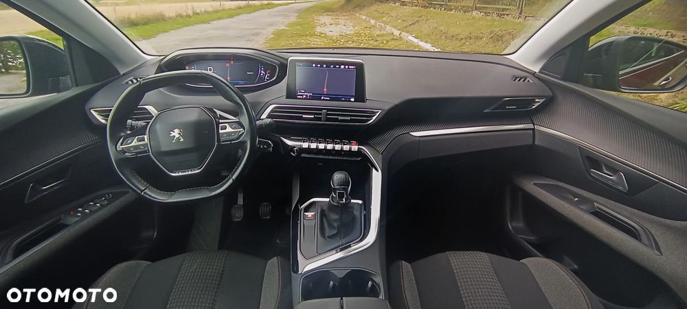 Peugeot 3008 - 11