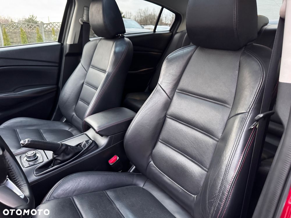 Mazda 6 SKYACTIV-D 175 i-ELOOP Sports-Line - 26