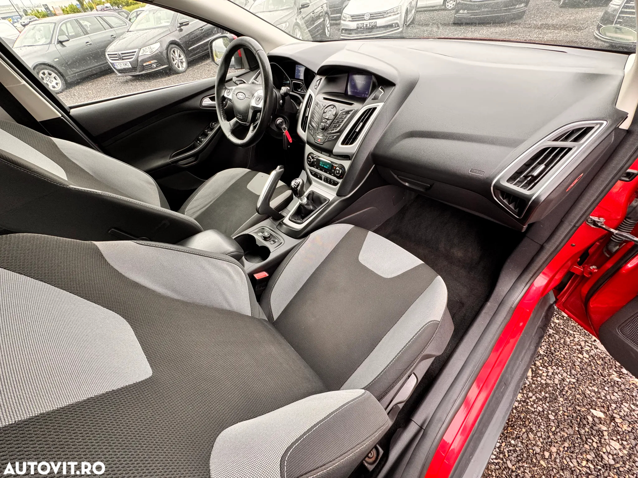 Ford Focus 1.6 TDCi DPF Champions Edition - 24