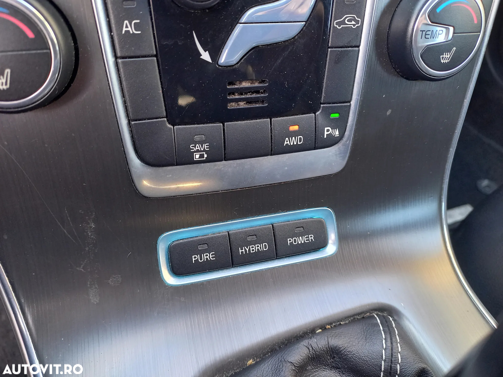 Volvo V60 D6 Plug-In-Hybrid AWD Geartronic Momentum - 21