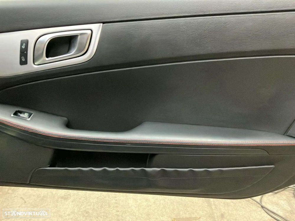 Mercedes-Benz SLK 250 - 21