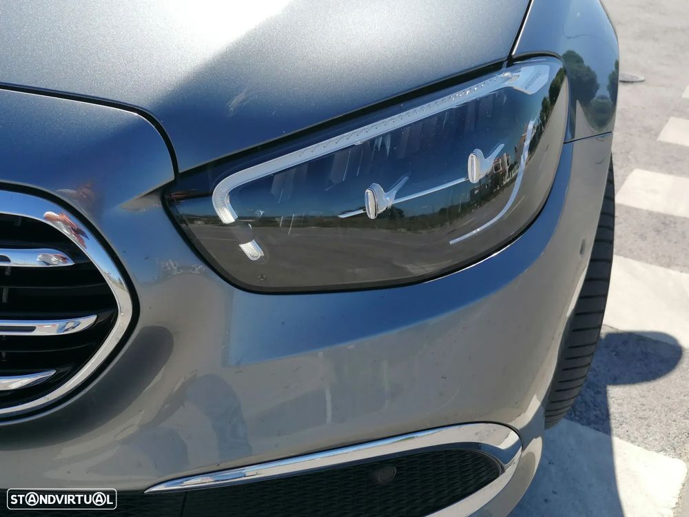 Mercedes-Benz E 300 de 4Matic 9G-TRONIC Avantgarde - 7