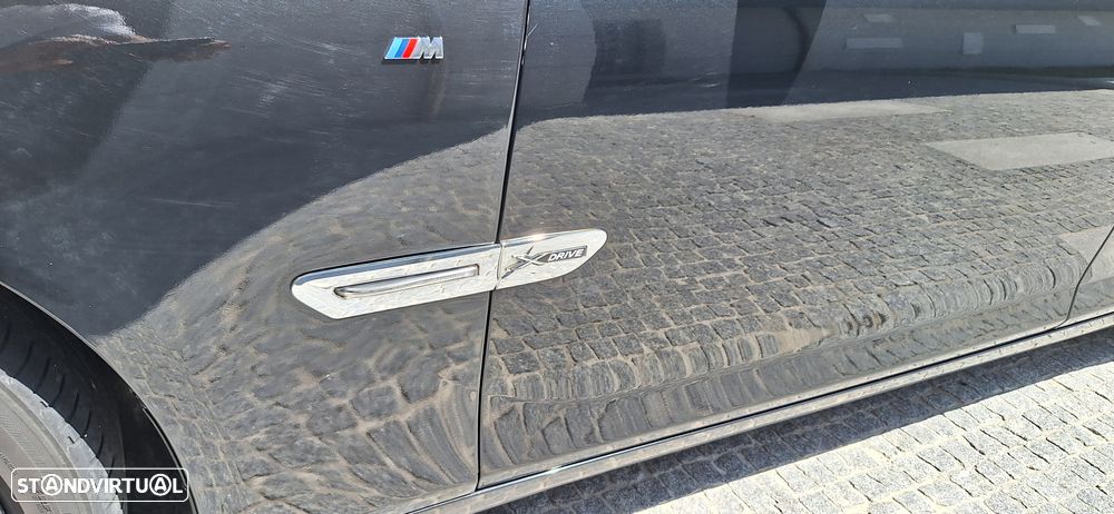 BMW 740 d xDrive Pack M - 15