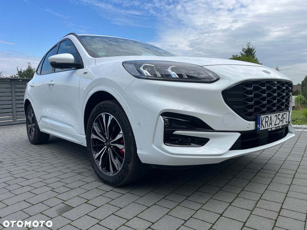 Ford Kuga 2.5 Duratec FHEV 4x4 ST-LINE X - 26