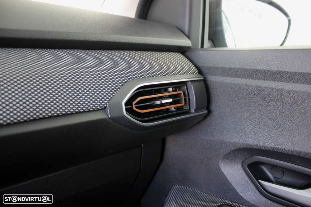 Dacia Sandero 1.0 TCe Stepway Essential - 25