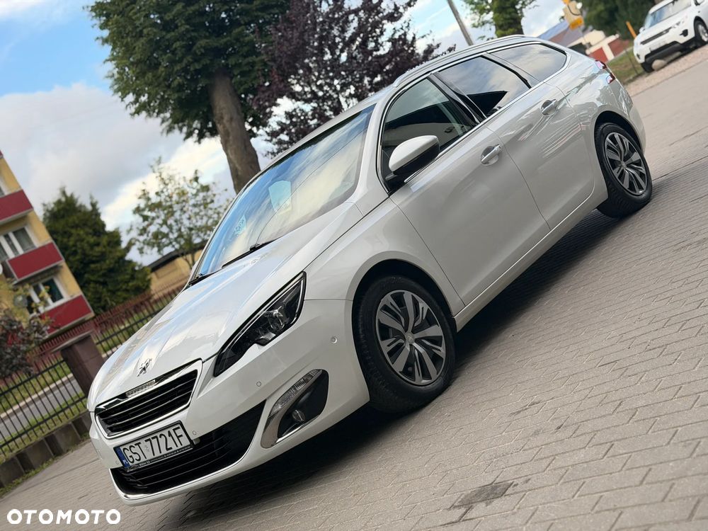 Peugeot 308 2.0 Blue HDi Allure S&S - 2
