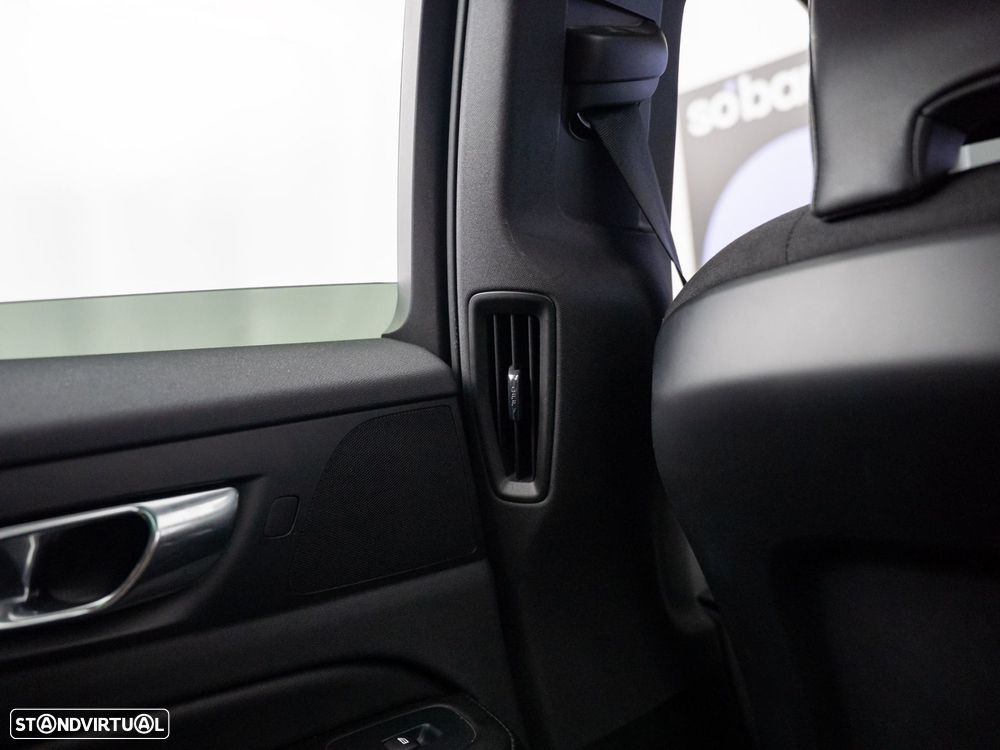 Volvo V60 2.0 T6 AWD TE Inscription Expression - 44