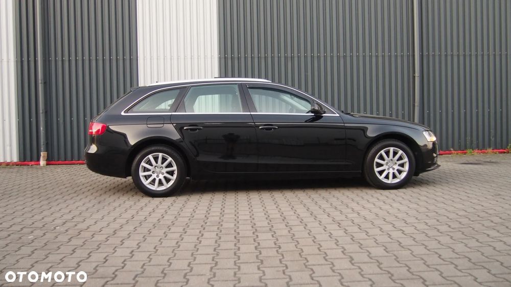 Audi A4 Avant 2.0 TDI DPF Ambiente - 38
