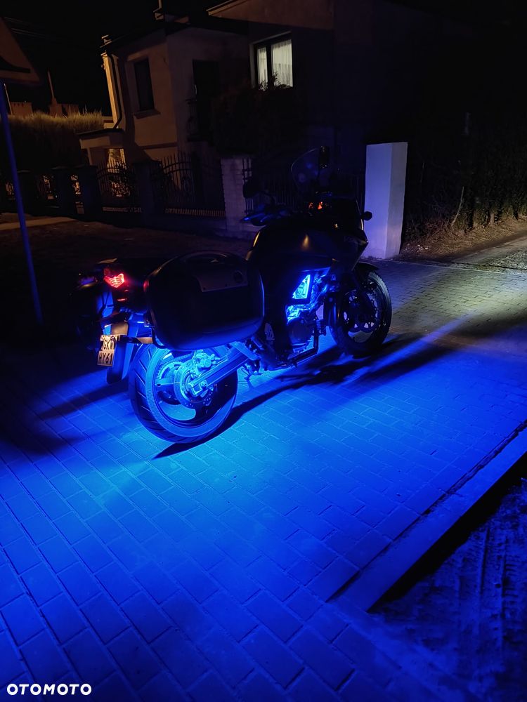 Suzuki V-STROM - 12