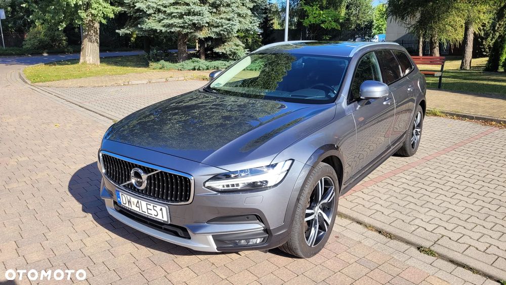 Volvo V90 Cross Country D5 SCR AWD Pro - 1