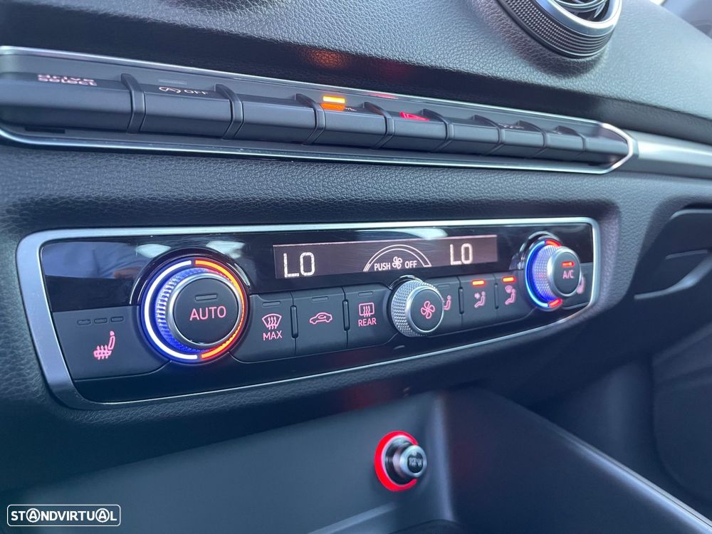 Audi A3 Sportback 2.0 TDI S-line - 25