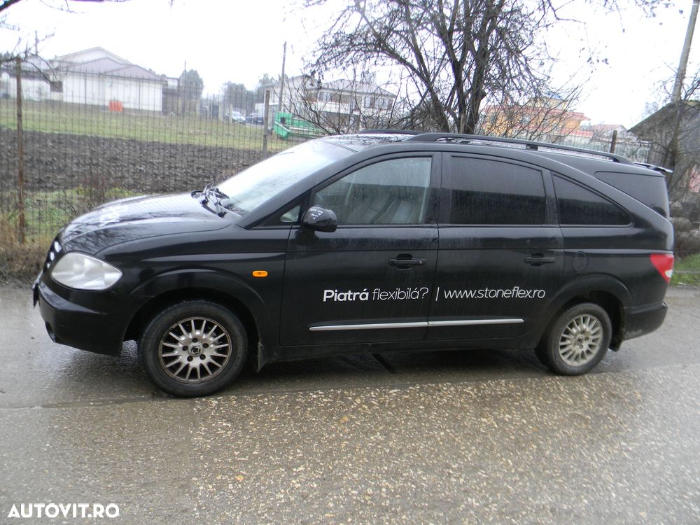 Dezmembrari  Ssangyong RODIUS  2005  > 0000 2.7 Xdi Motorina - 2