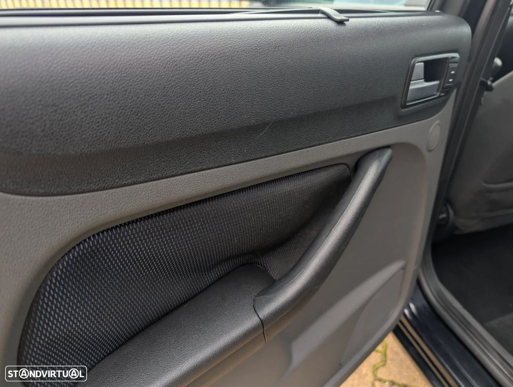 Ford Focus SW 1.6 TDCi Sport - 6