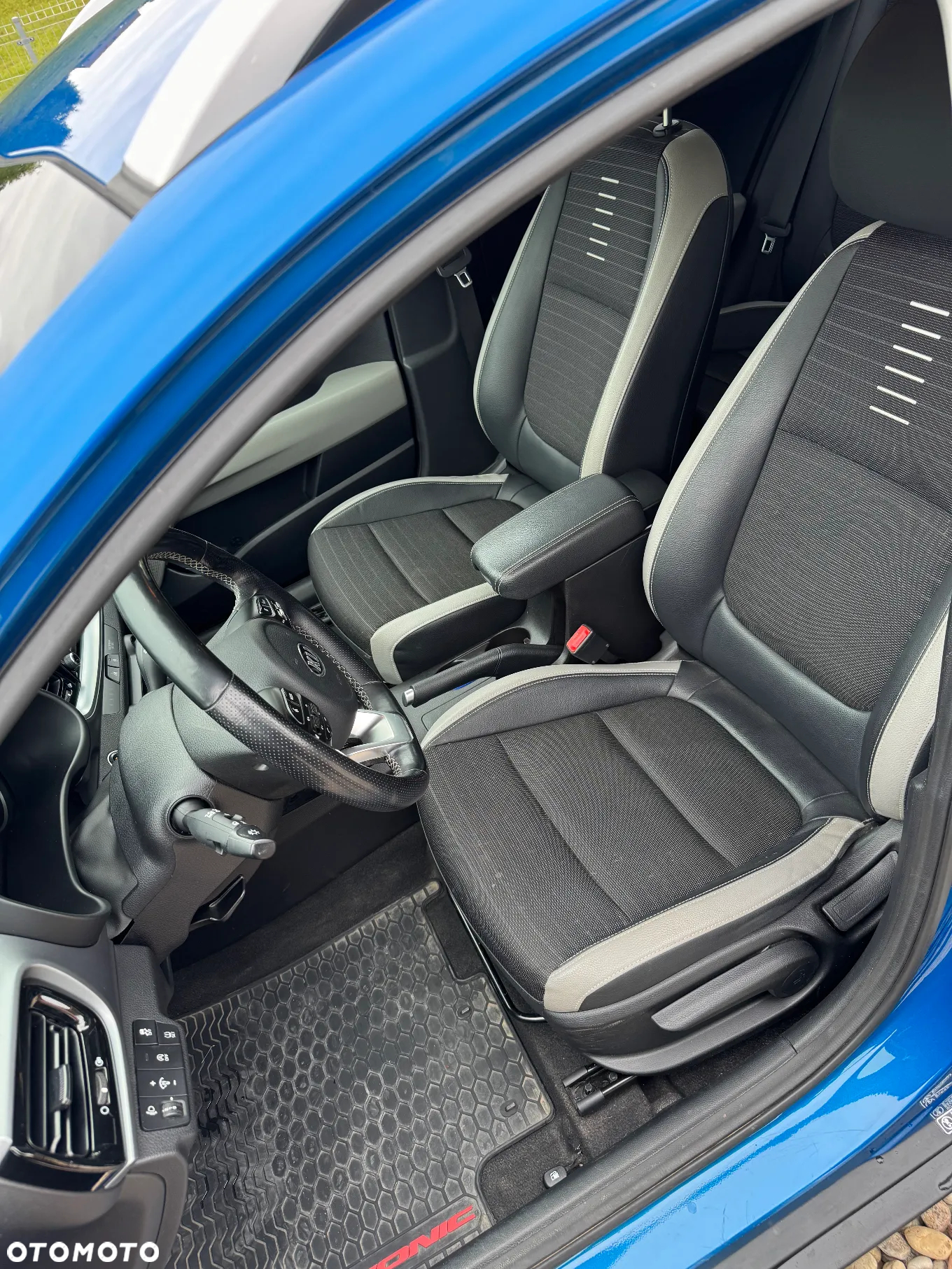 Kia Stonic 1.0 T-GDI MHEV L - 7