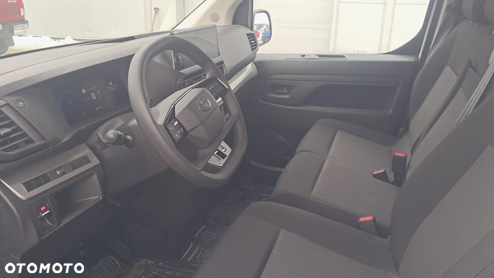 Toyota Proace - 10
