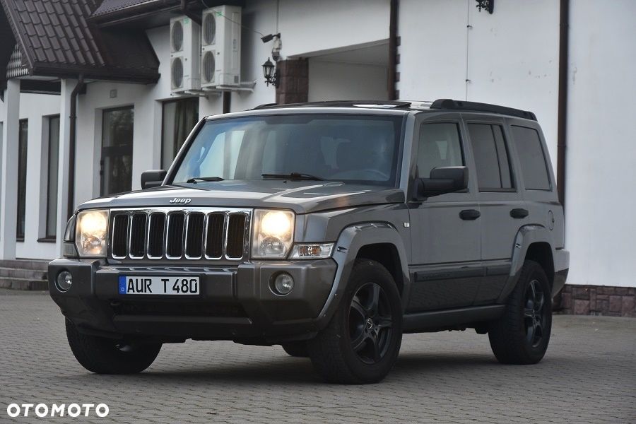 Jeep Commander - 2