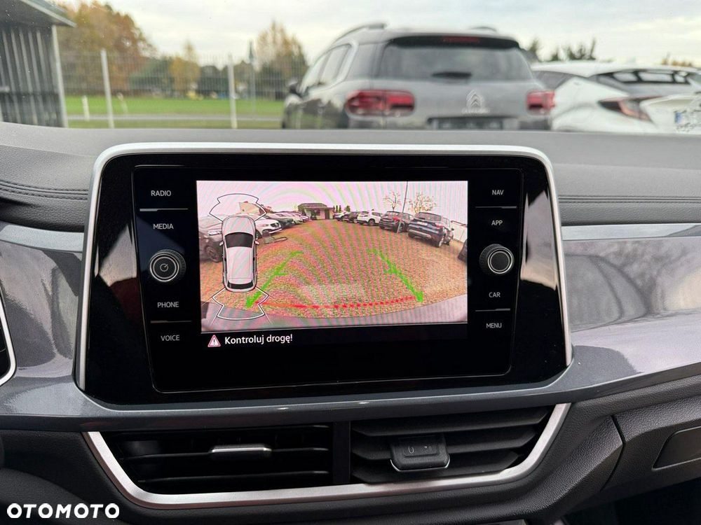 Volkswagen T-Roc - 25