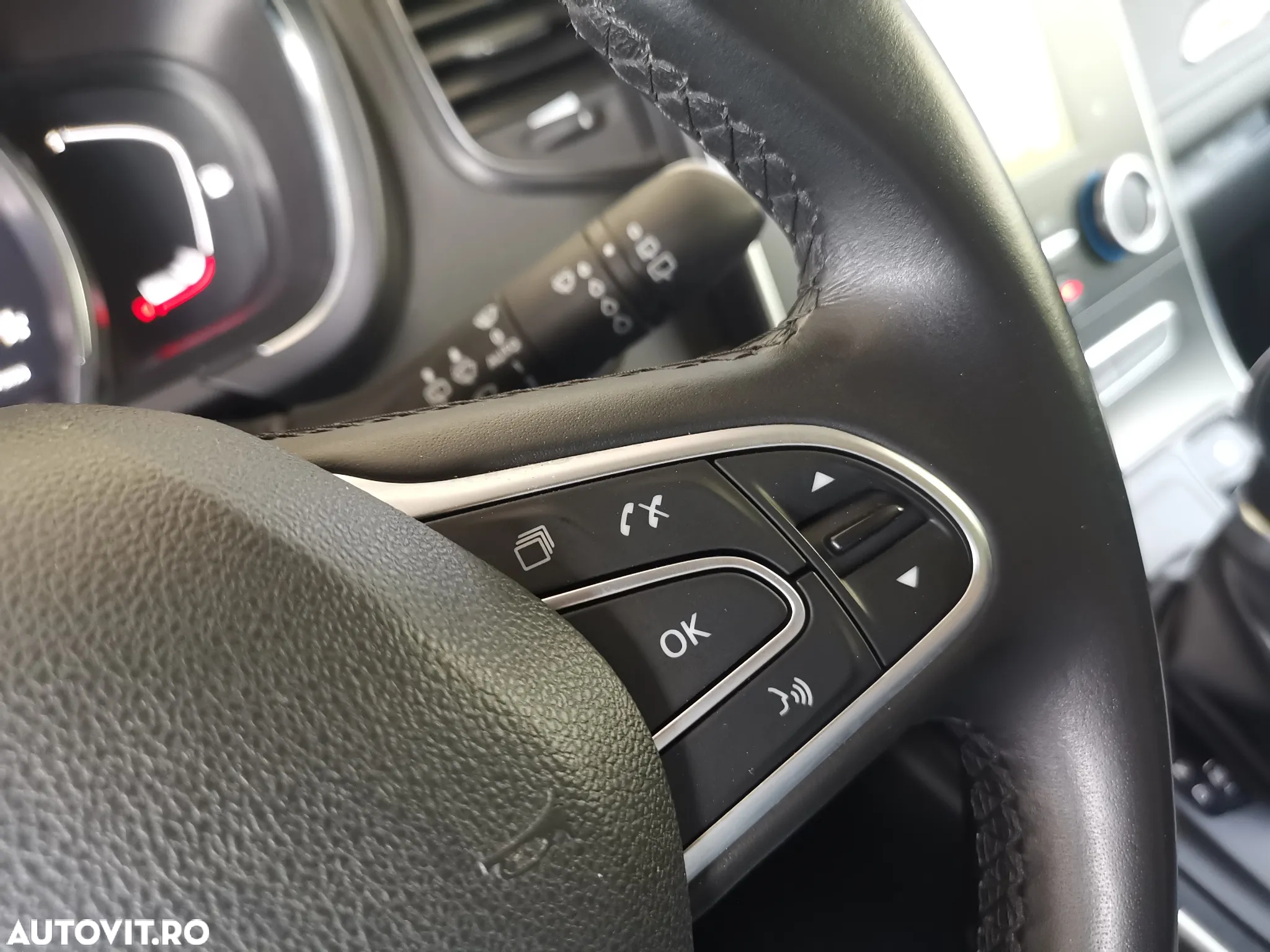 Renault Grand Scenic ENERGY dCi 160 EDC BOSE EDITION - 31