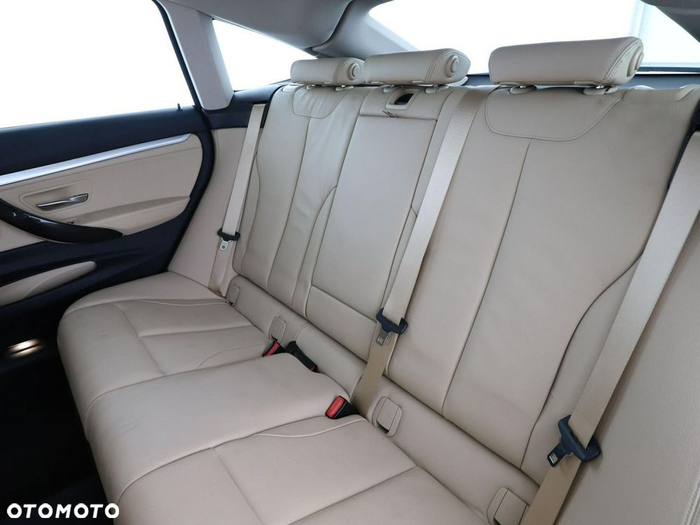 BMW Seria 3 320d Luxury Line - 18