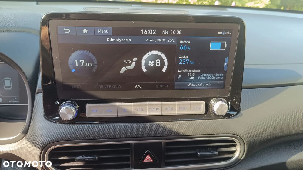 Hyundai Kona Electric 64kWh Modern - 15