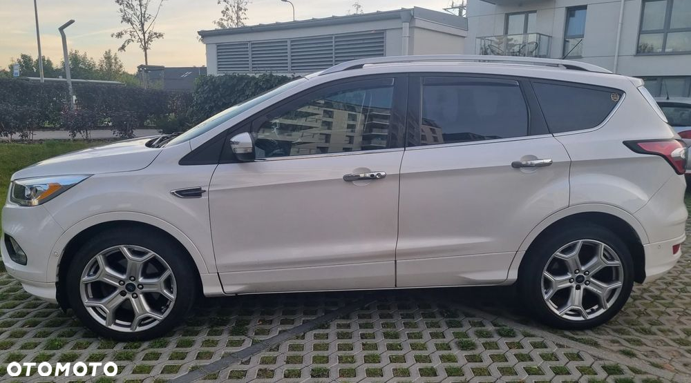 Ford Escape 2.0 EcoBoost AWD Titanium - 2