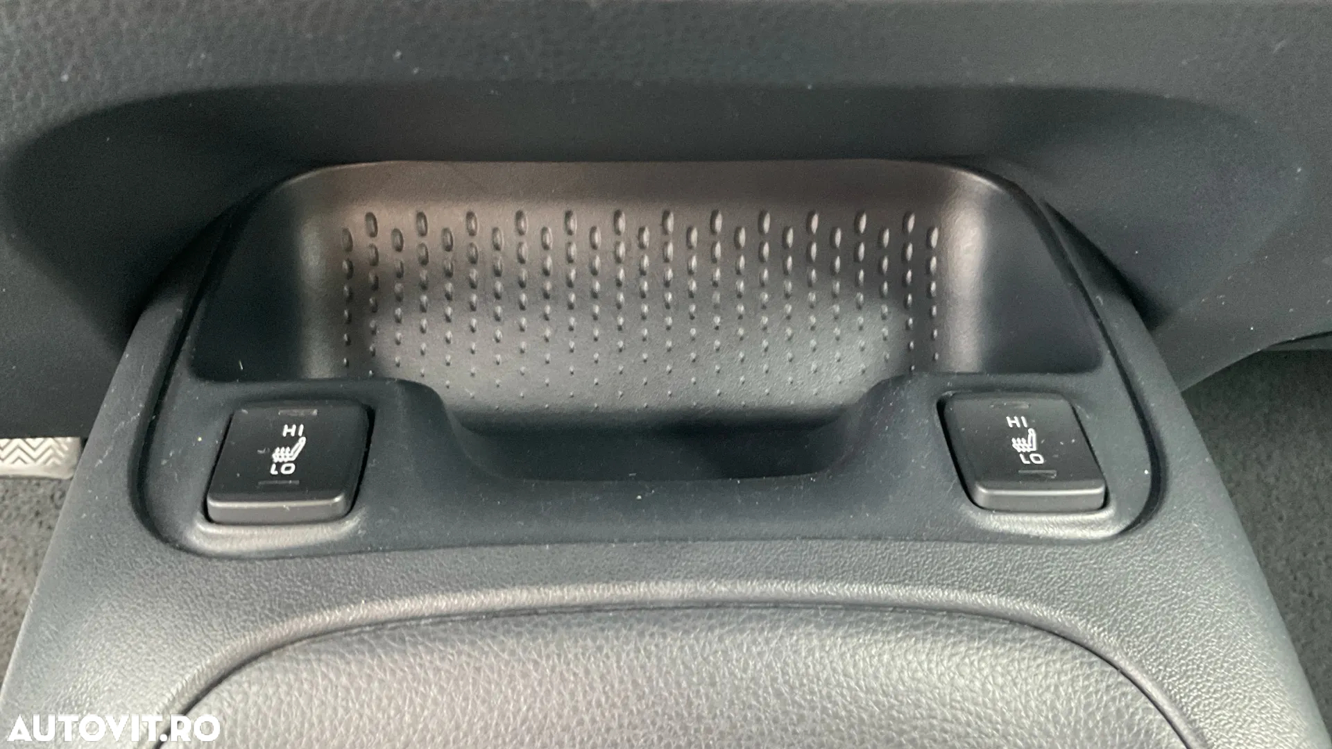 Toyota Corolla 1.8 Hybrid Touring Sports Business Edition - 9
