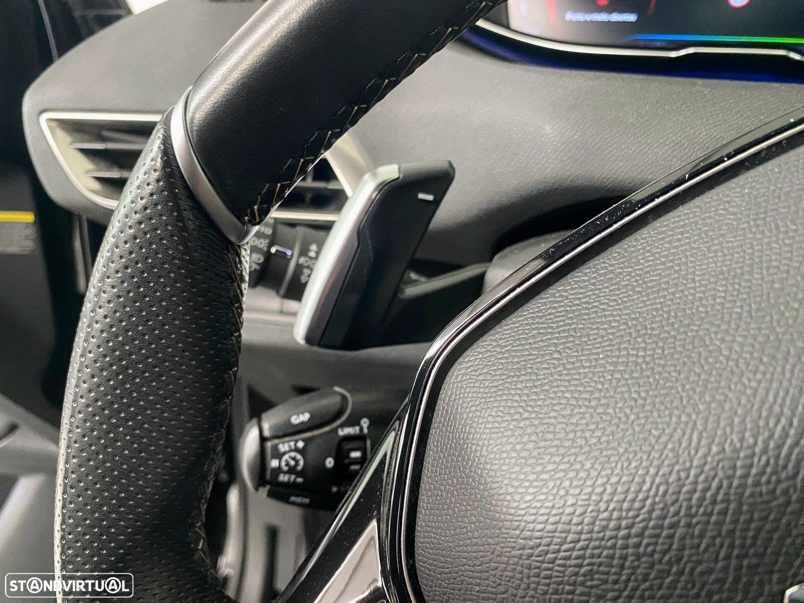 Peugeot 3008 1.6 Hybrid GT Line e-EAT8 - 21