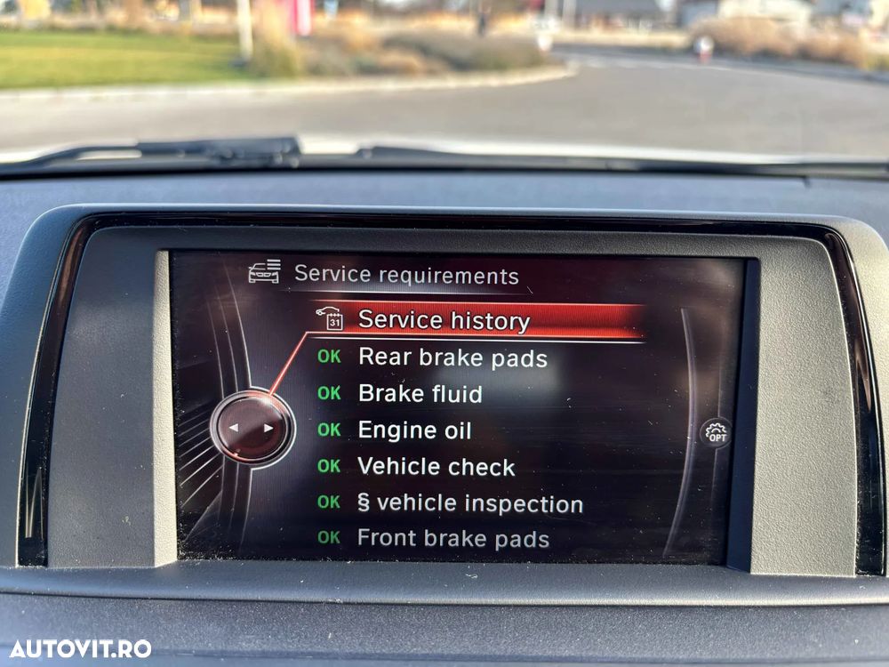 BMW Seria 1 116i - 12