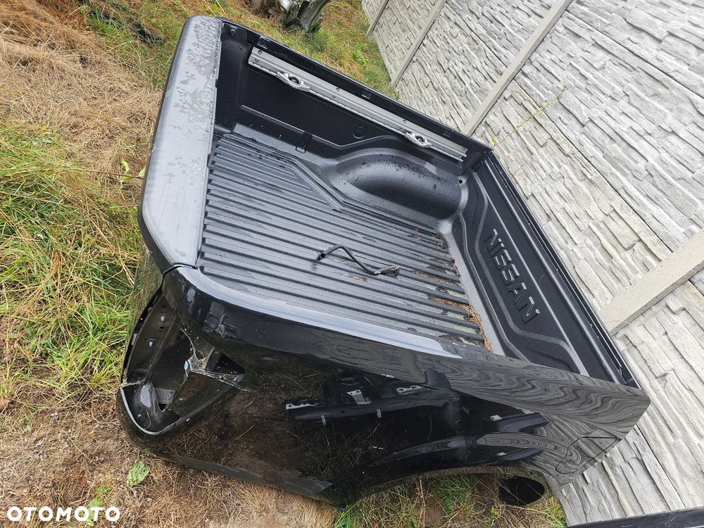 PAKA TYŁ BŁOTNIK LEWY PRAWY WANNA KLAPA BAGAŻNIKA NISSAN NAVARA D23 - 2
