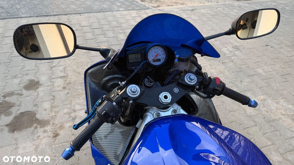 Yamaha R6 - 16