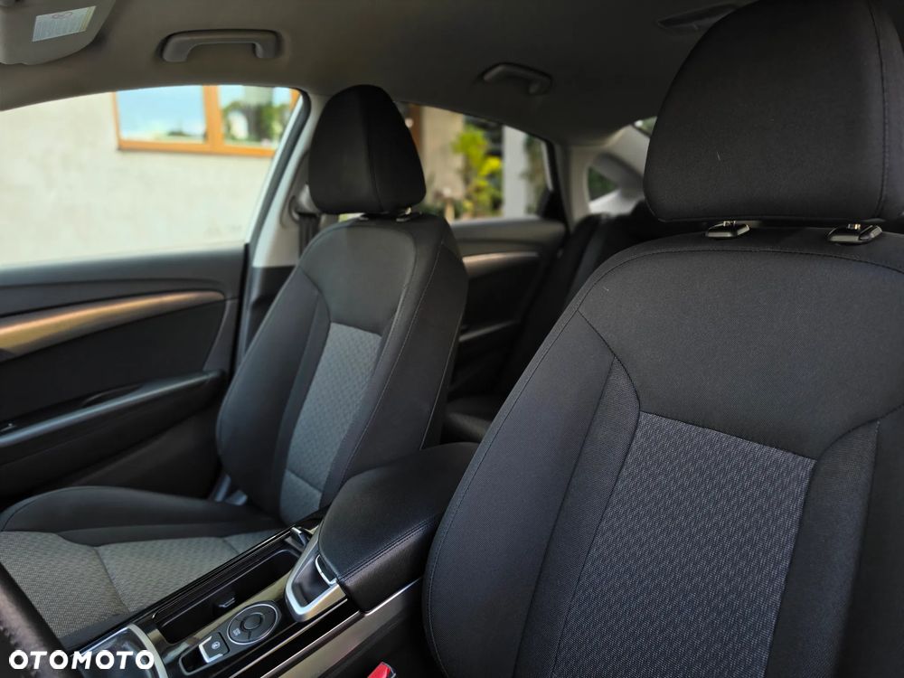 Hyundai i40 - 23