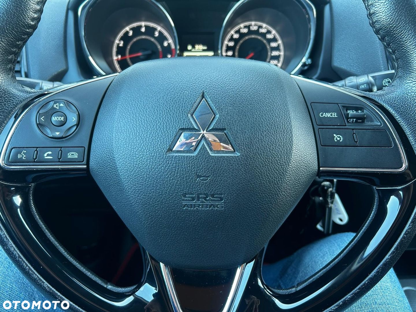 Mitsubishi ASX 2.0 Invite - 11