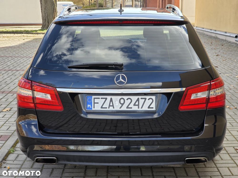 Mercedes-Benz Klasa E 350 CGI BlueEFFICIENCY 7G-TRONIC Avantgarde - 6