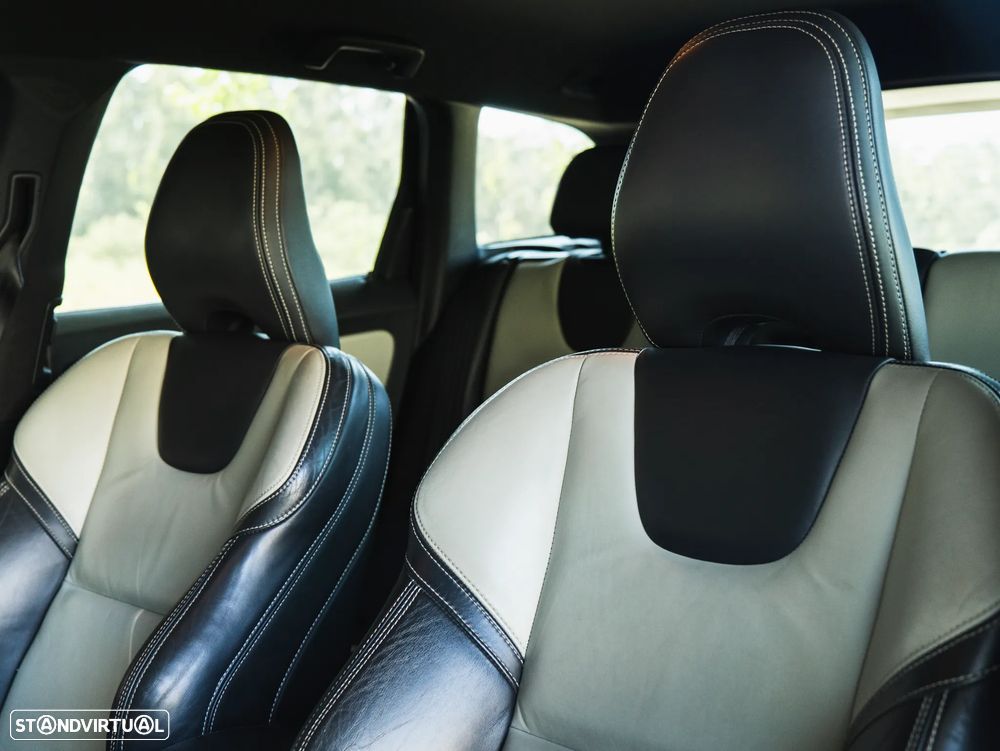 Volvo XC 60 D4 Geartronic Summum - 32