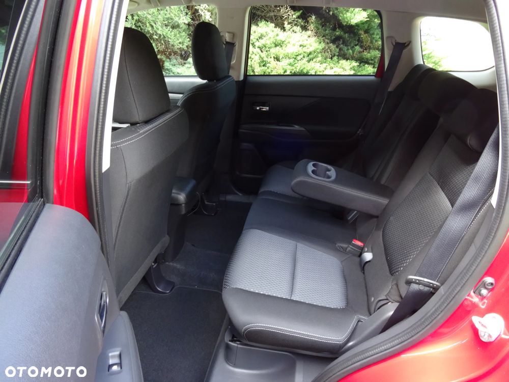 Mitsubishi Outlander 2.0 2WD Active - 34