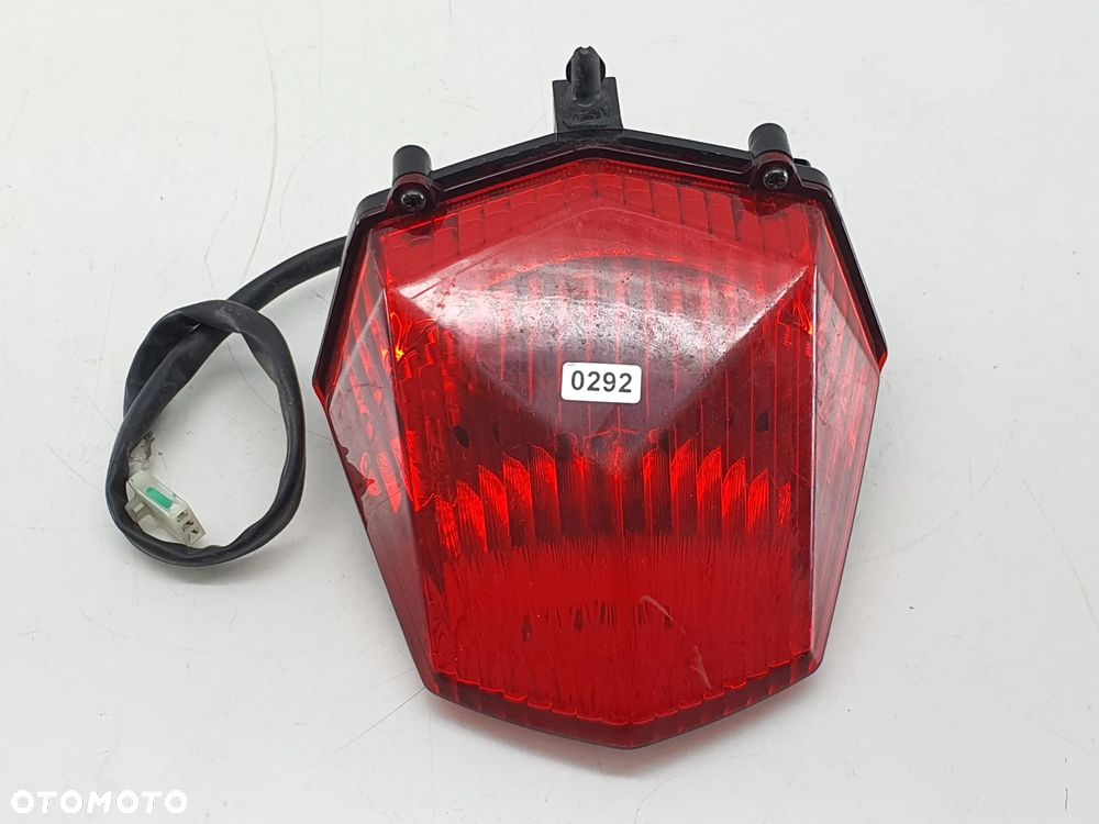 HONDA CB 125 JC64 LAMPA TYLNA TYŁ - 1