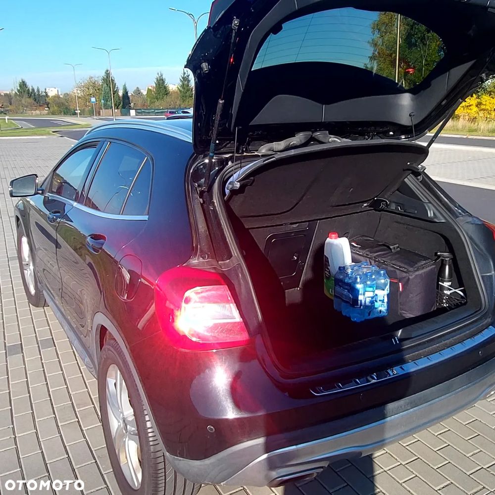 Mercedes-Benz GLA - 7