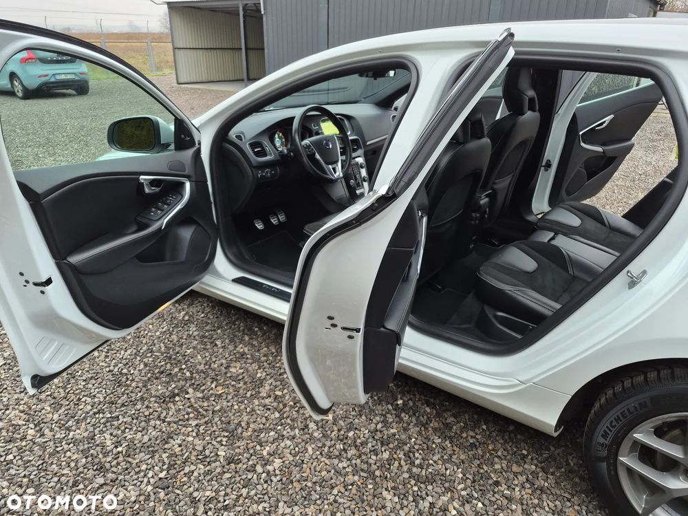 Volvo V40 D4 RDesign - 16