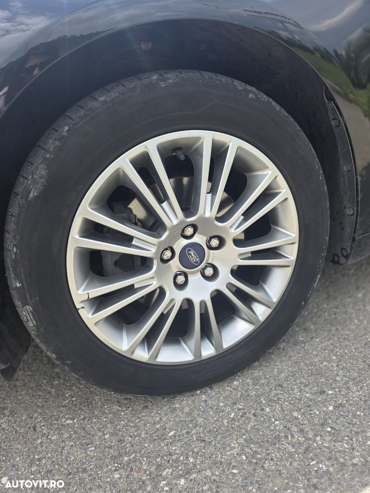 Ford Mondeo 2.0 HEV Titanium - 10