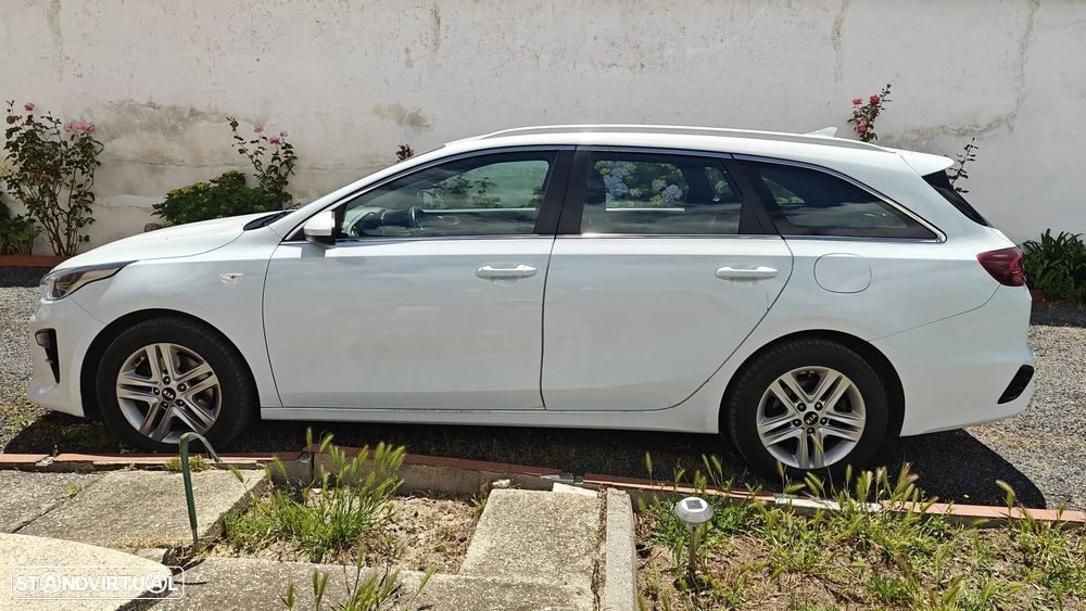 Kia Ceed SW 1.6 CRDi DCT Vision - 3