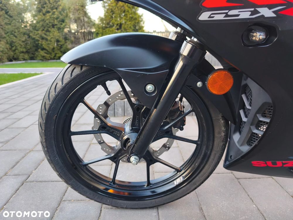 Suzuki GSX-R - 20
