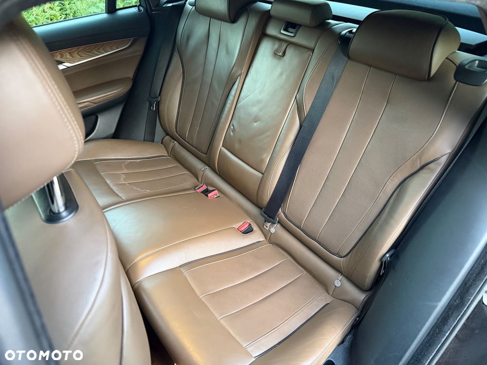 BMW X6 - 32