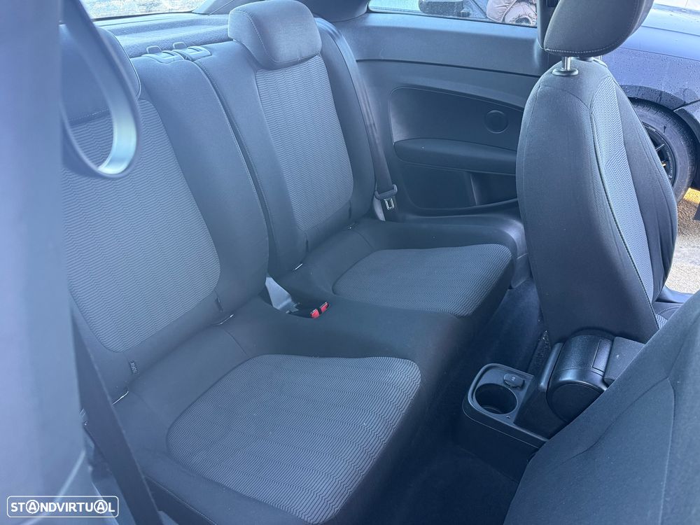 VW New Beetle 1.6 TDi Design - 10