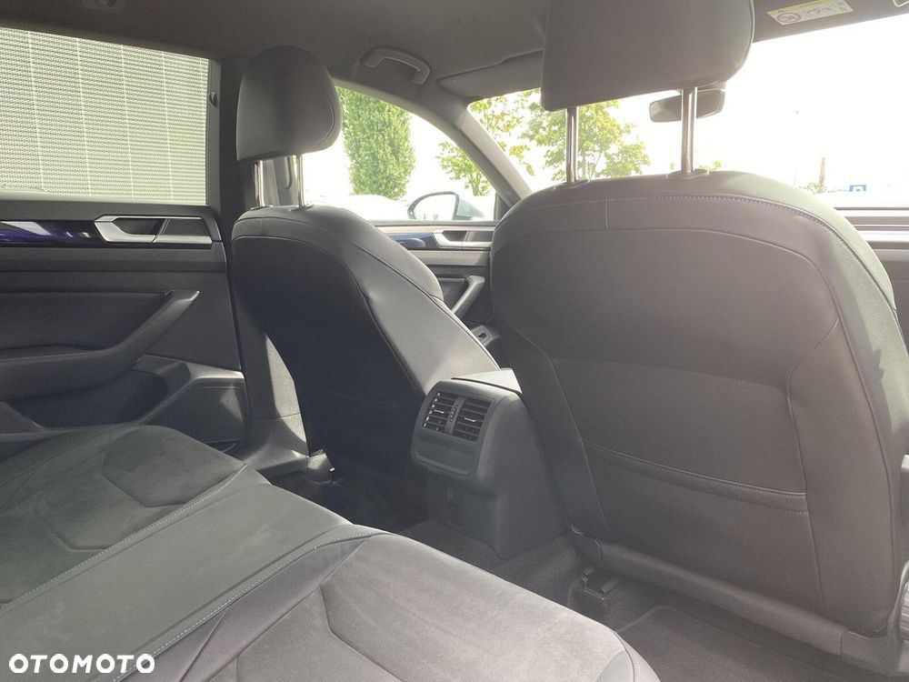 Volkswagen Arteon 2.0 TSI 4Motion R DSG - 18