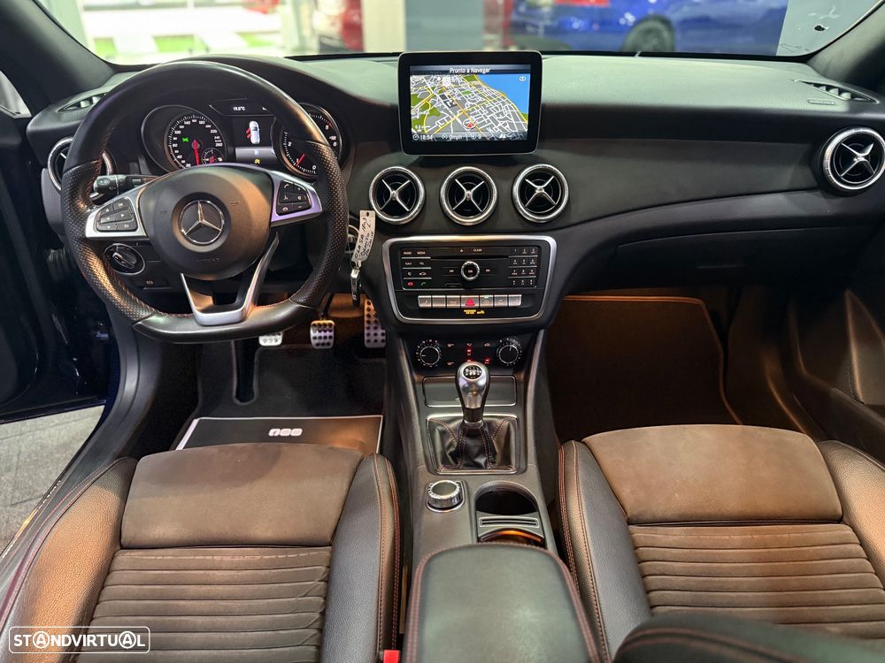 Mercedes-Benz CLA 180 d Shooting Brake AMG Line - 11
