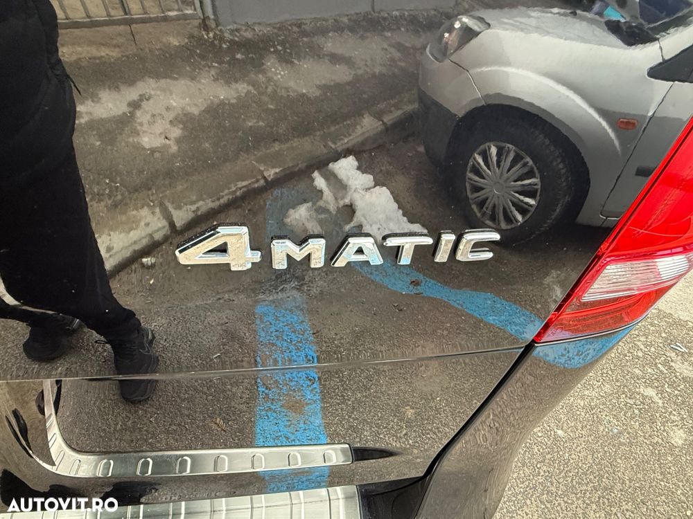 Mercedes-Benz V 300 d Lang 4Matic 9G-TRONIC Avantgarde Edition 2023 - 22