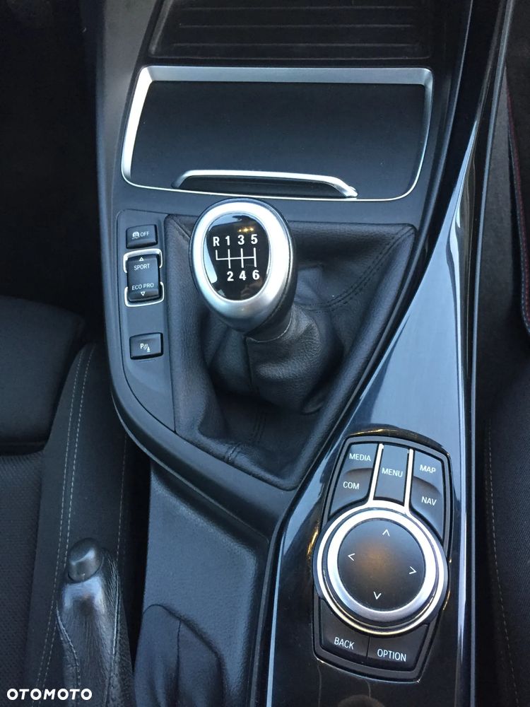 BMW Seria 1 116d EfficientDynamics Sport Line - 17
