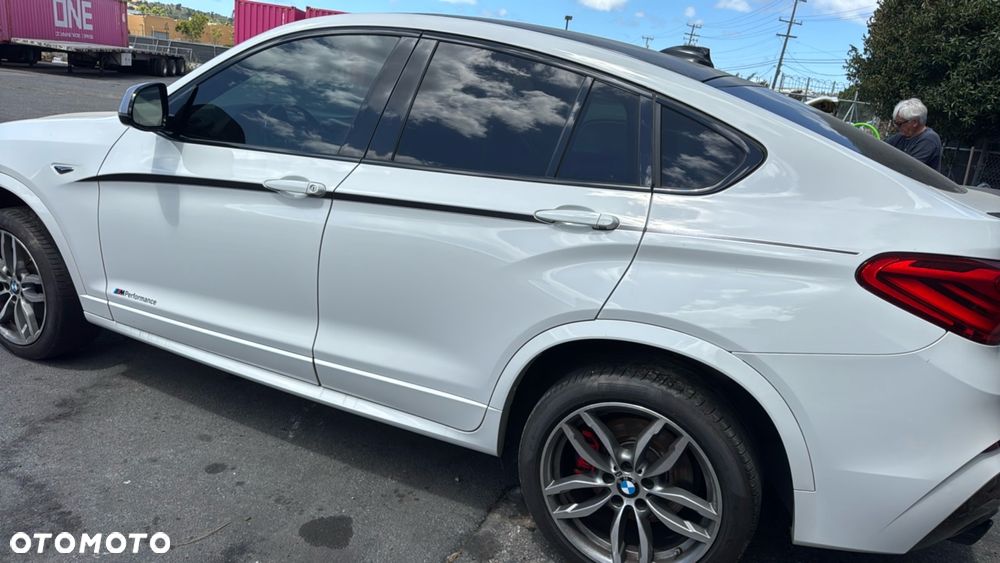 BMW X4 - 25