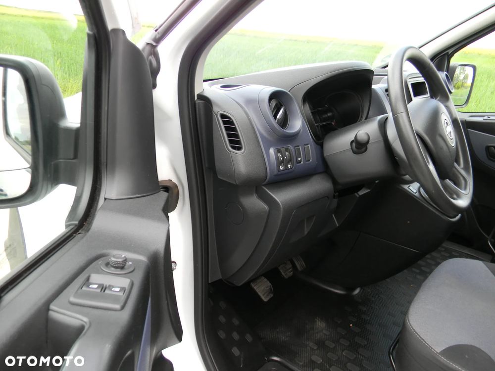 Opel Vivaro - 6