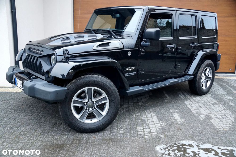 Jeep Wrangler 3.6 Unlim Sahara - 35